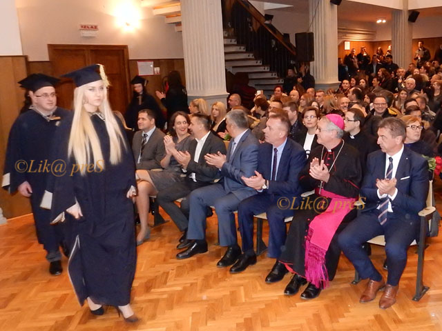 Dolazak diplomaca na promociju u Gospiću/Snimio Marko Čuljat Lika press Gospić                                                                                                                                                                            