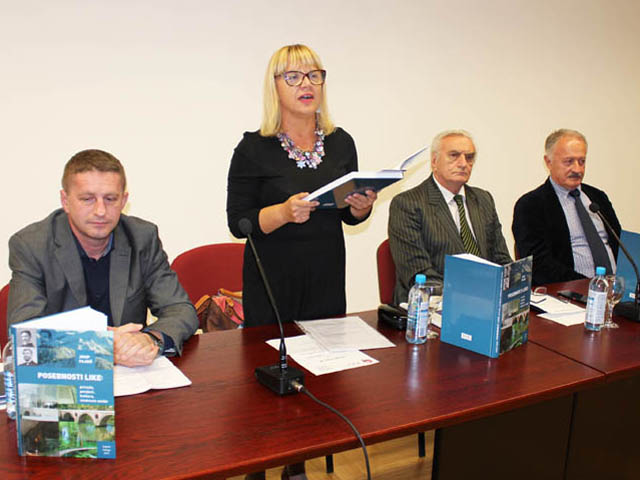 Predstavljanje Fajdfićeve knjige u Požegi/Snimio Hrvoje Kusik                                                                                                                                                                                             