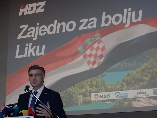 Premijer plenković na svećanoj Županijskoj skupštini u Gospiću/Snimio Marko Čuljat                                                                                                                                                                        