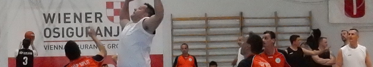 šumari basket